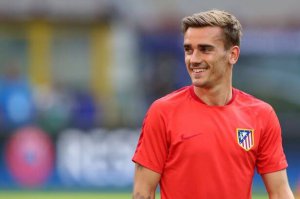 Atletico Madrid'in yıldız oyuncusu Griezmann Eibar maçında merak konusu
